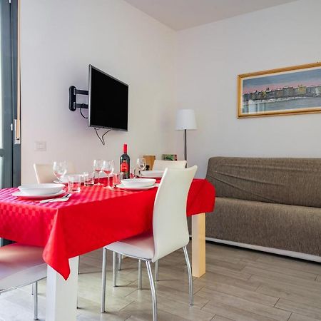 Parma Residential Apartment Con Balcone Eksteriør billede
