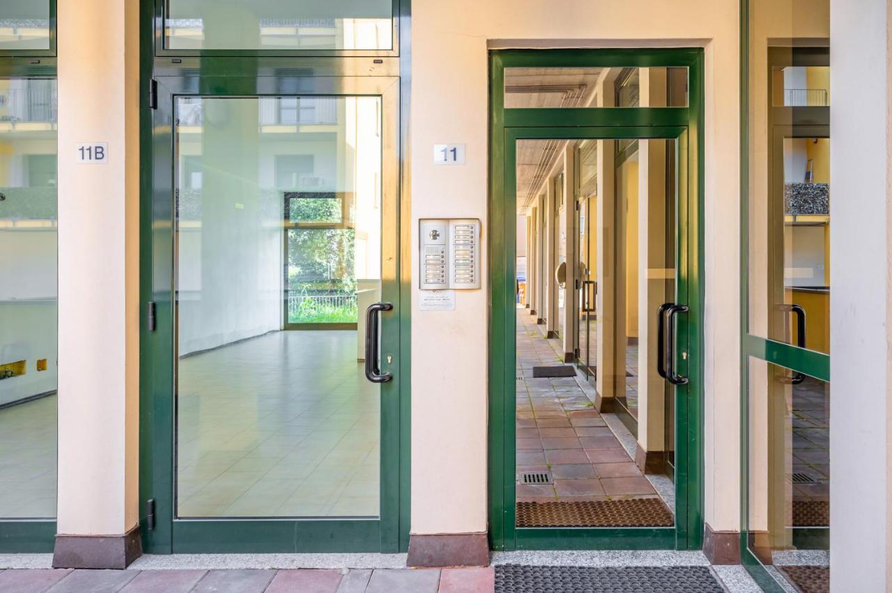 Parma Residential Apartment Con Balcone Eksteriør billede